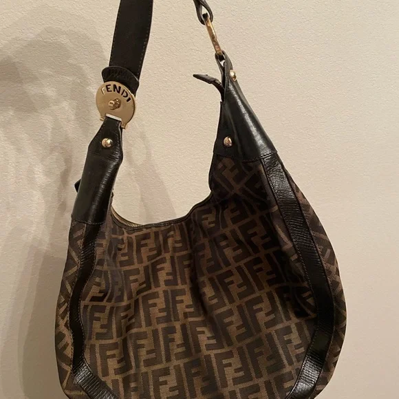 Vintage Fendi Zucca print hobo. - Picture 6 of 10